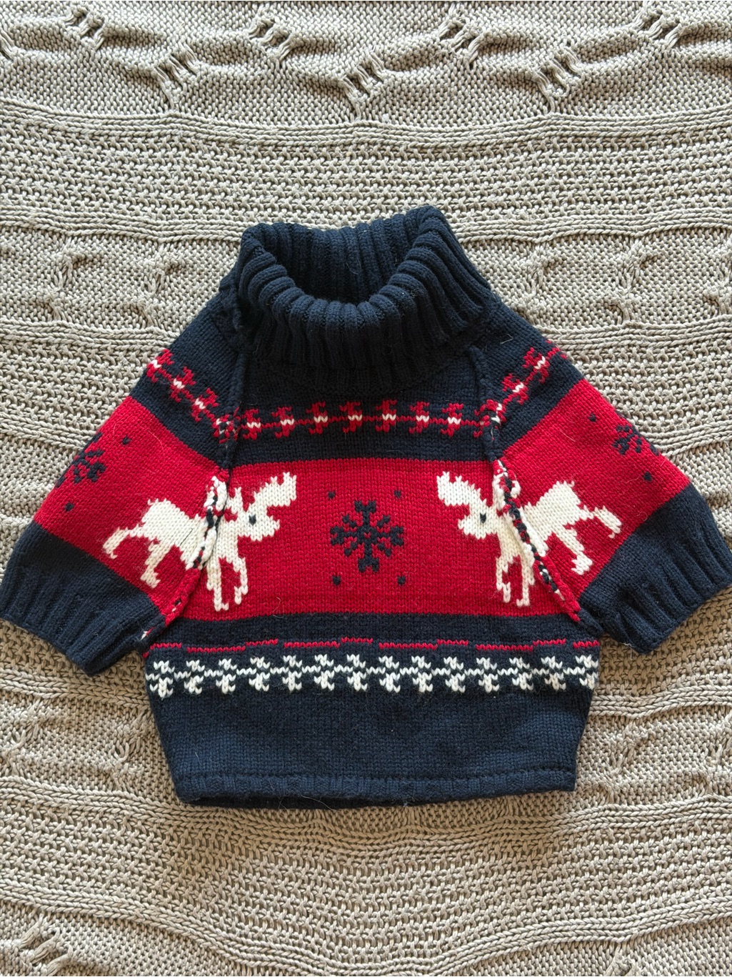 Reindeer Jacquard Turtleneck Crop Sweater In Navy And Red — image 5 of 6
